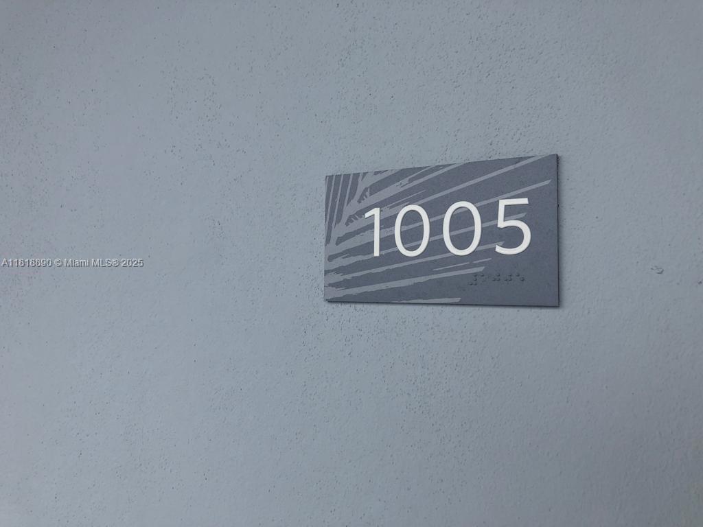 THE HARBOUR NORTH CONDO - фото