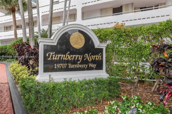 TURNBERRY ISLE CONDO