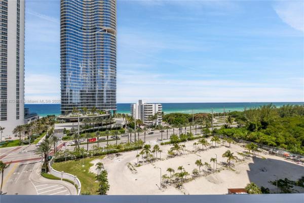 100 BAYVIEW DR #1008, SUNNY ISLES BEACH, FL 33160