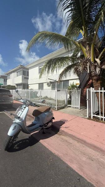 THE BEVERLY ARMS CONDO