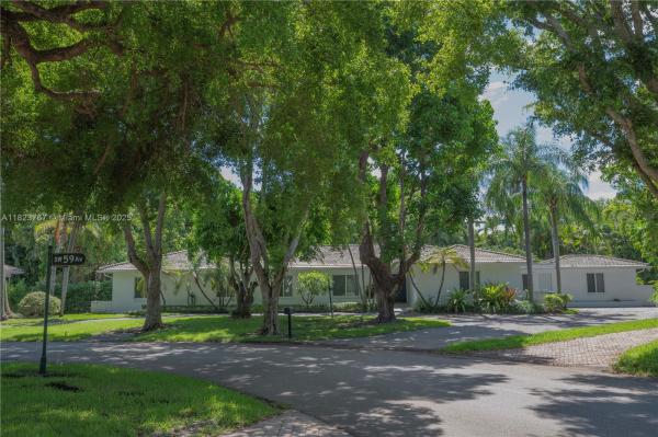 CUTLER BAY ESTATES