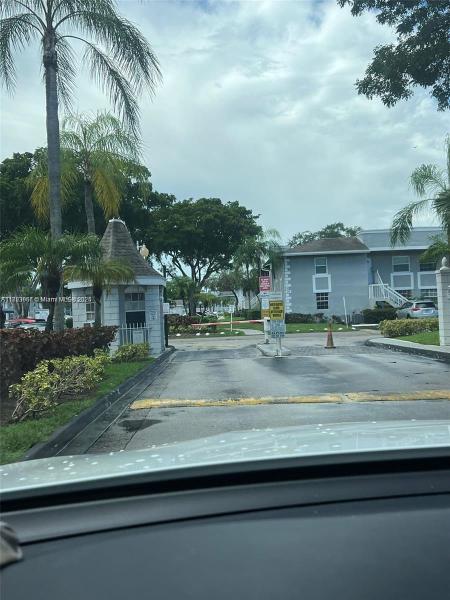 MONTEREY VILLAGE-ONE COND