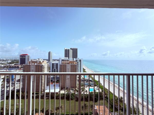 1950 S OCEAN DR #PHH, HALLANDALE BEACH, FL 33009