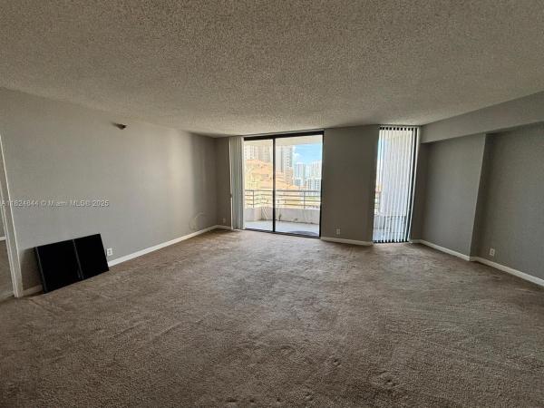 3300 NE 191ST ST #1915, AVENTURA, FL 33180