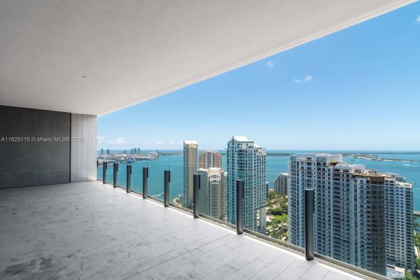 300 BISCAYNE BOULEVARD WAY #3902, MIAMI, FL 33131