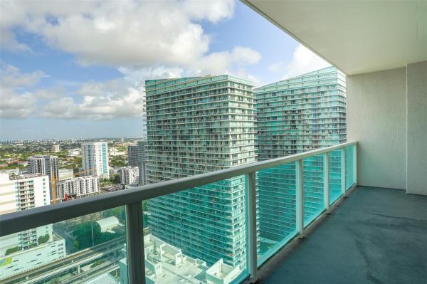 THE VUE AT BRICKELL