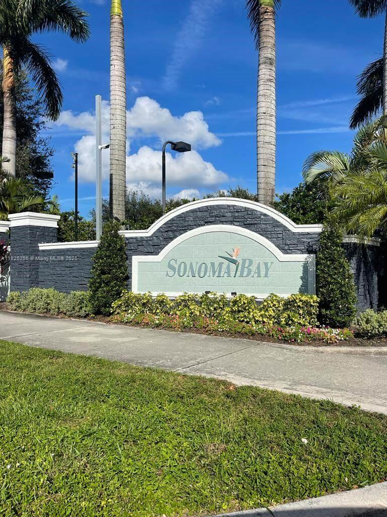 SONOMA BAY - фото