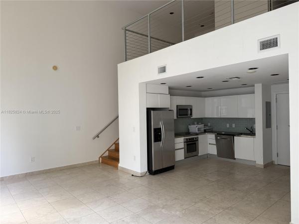 1060 BRICKELL AVE #415, MIAMI, FL 33131