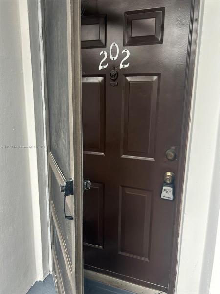 LAKE POINTE CONDOMINIUM N