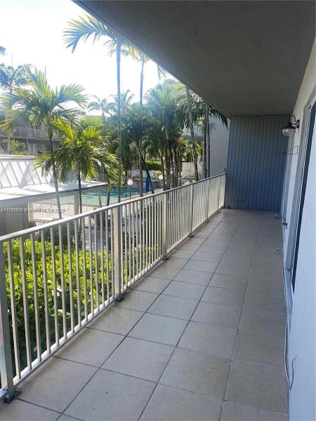 SILVER PALMS AT DADELAND