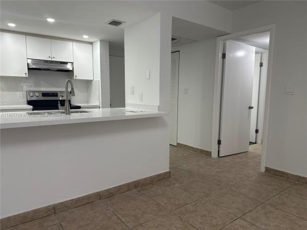 LAS VISTAS AT DORAL CONDO