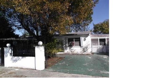 LAKE LUCERNE ESTATES