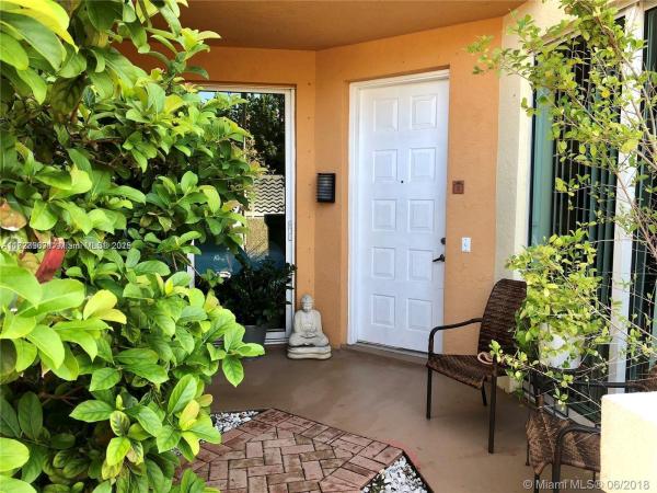 THE WAVERLY AT SURFSIDE