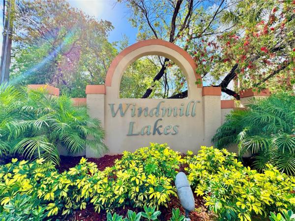 WINDMILL LAKES V CONDO