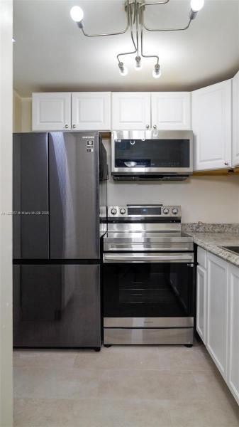 BAYSWATER COURT CONDO