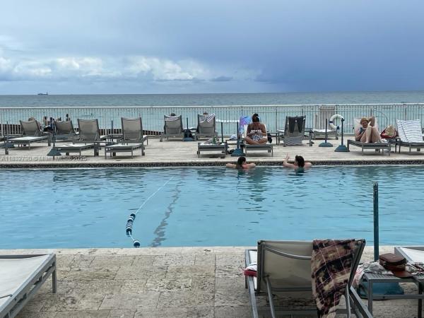 19201 COLLINS AVE #717, SUNNY ISLES BEACH, FL 33160