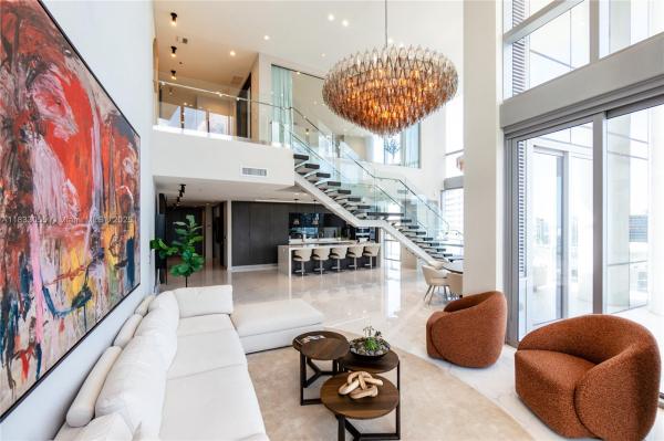 851 NE 1ST AVE #4611, MIAMI, FL 33132