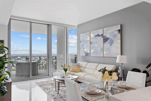 851 NE 1ST AVE #3900, MIAMI, FL 33132