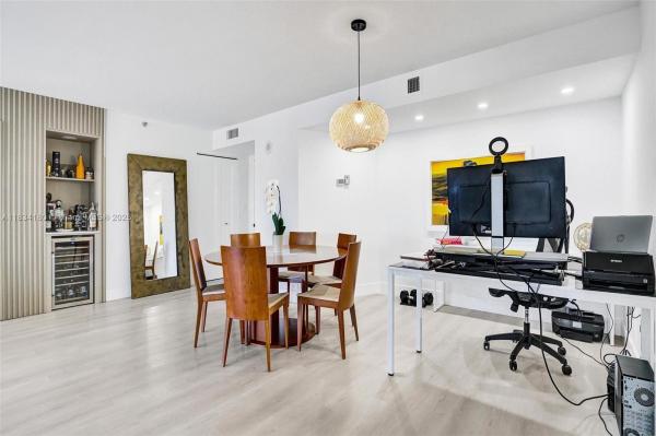 1201 S OCEAN DR #404N, HOLLYWOOD, FL 33019