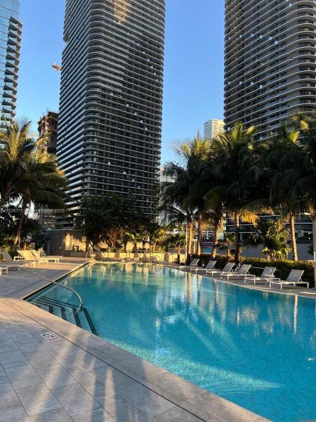 88 SW 7TH ST #2708, MIAMI, FL 33130