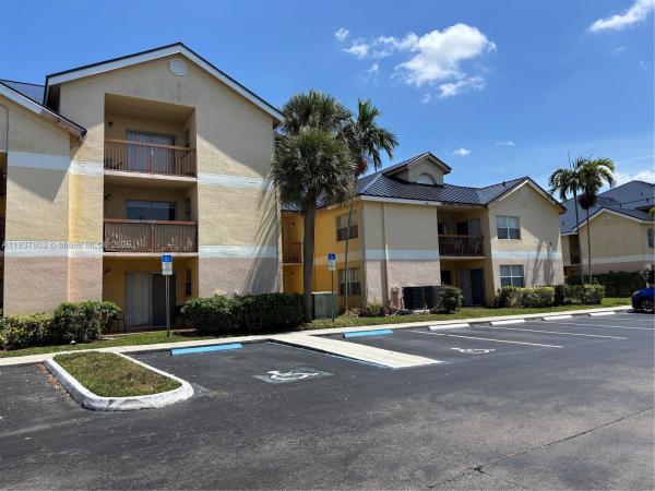South Palm Place Condo