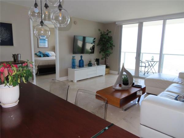 ARLEN BEACH CONDO