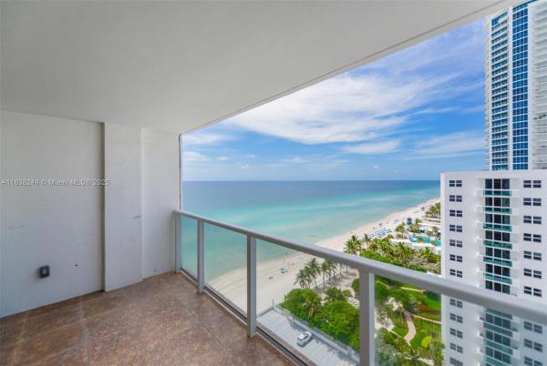 2751 S OCEAN DR #1707S, HOLLYWOOD, FL 33019
