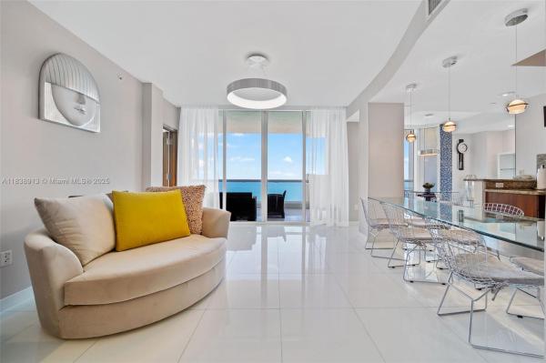 17875 COLLINS AVE #4205, SUNNY ISLES BEACH, FL 33160