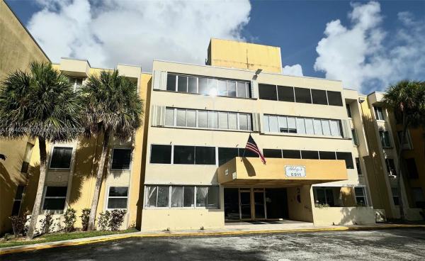 SOVEREIGNS CONDOMINIUM