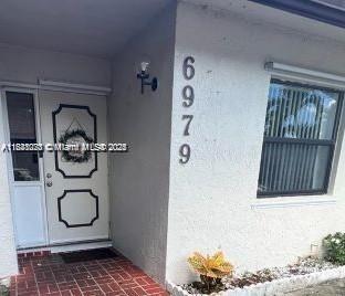 WOODSCAPE TOWNHOMES - фото