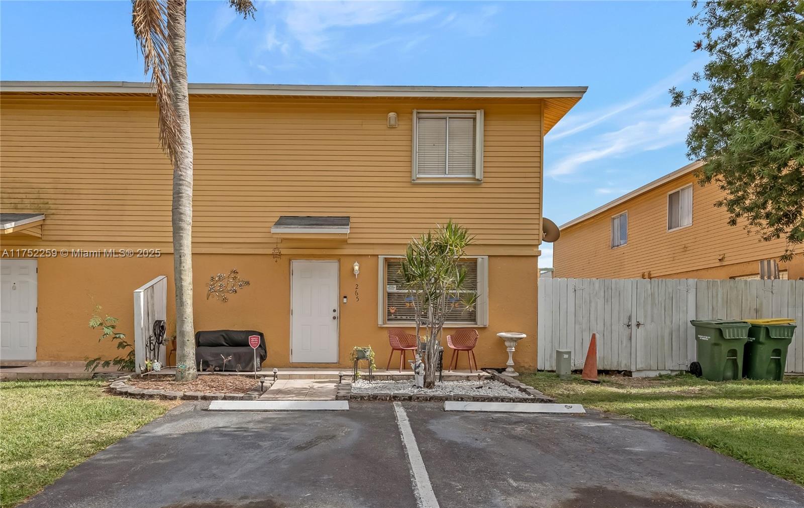 SEAGRAPE VILLAGE CONDO - фото