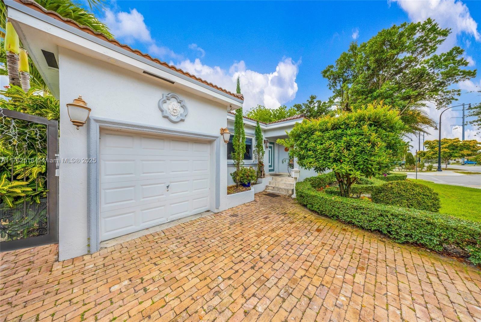 GELERNTER HEIGHTS - фото