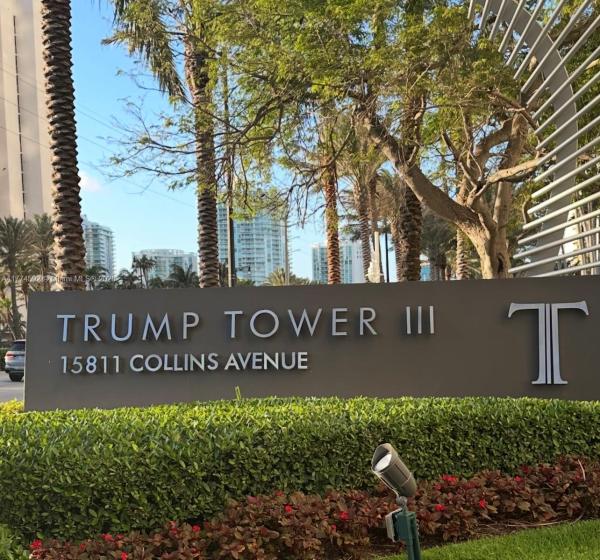 15811 COLLINS AVE #2102, SUNNY ISLES BEACH, FL 33160
