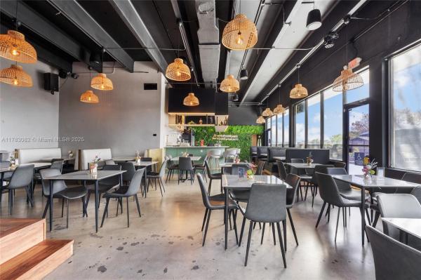 EL SITIO BAR AND GRILL