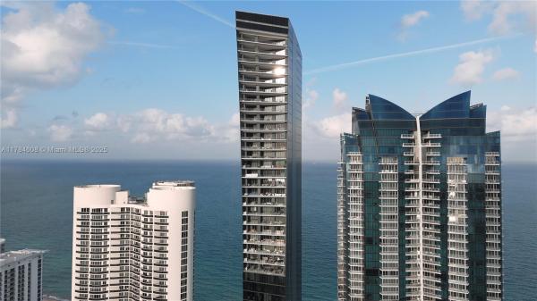 17141 COLLINS AVE #3002, SUNNY ISLES BEACH, FL 33160