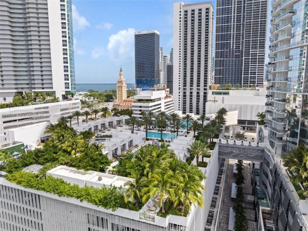 851 NE 1ST AVE #909, MIAMI, FL 33132