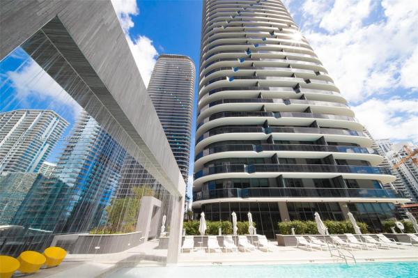 55 SW 9TH ST #2509, MIAMI, FL 33130