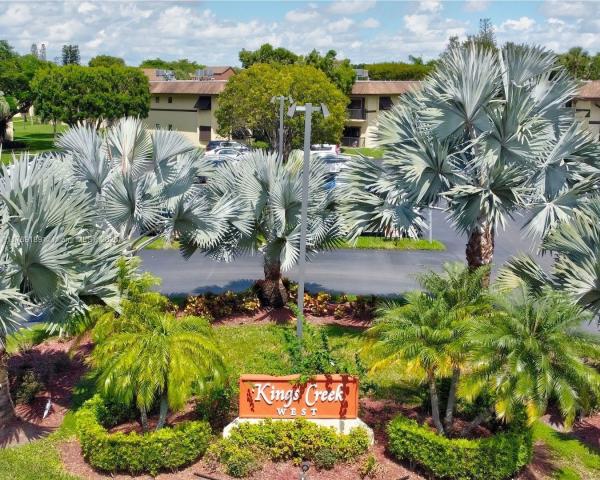 Kings Creek West Condo