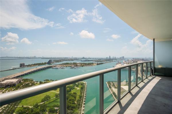 888 BISCAYNE BLVD #4312, MIAMI, FL 33132