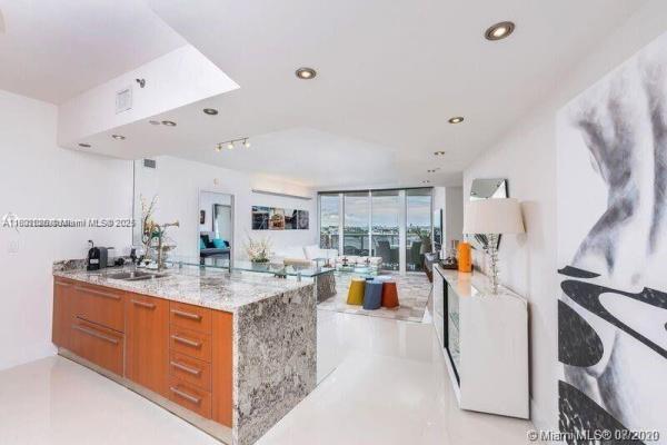 MURANO GRANDE AT PORTOFIN