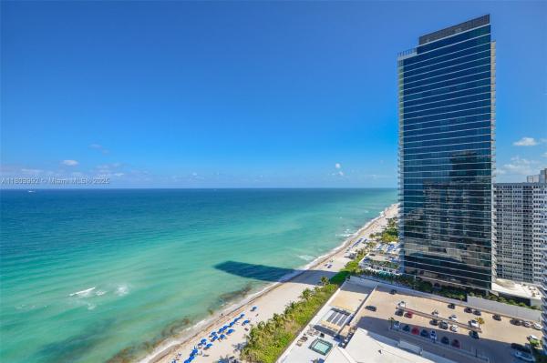 1950 S OCEAN DR #22N, HALLANDALE BEACH, FL 33009