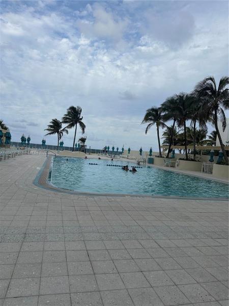 2501 S OCEAN DR #1228, HOLLYWOOD, FL 33019