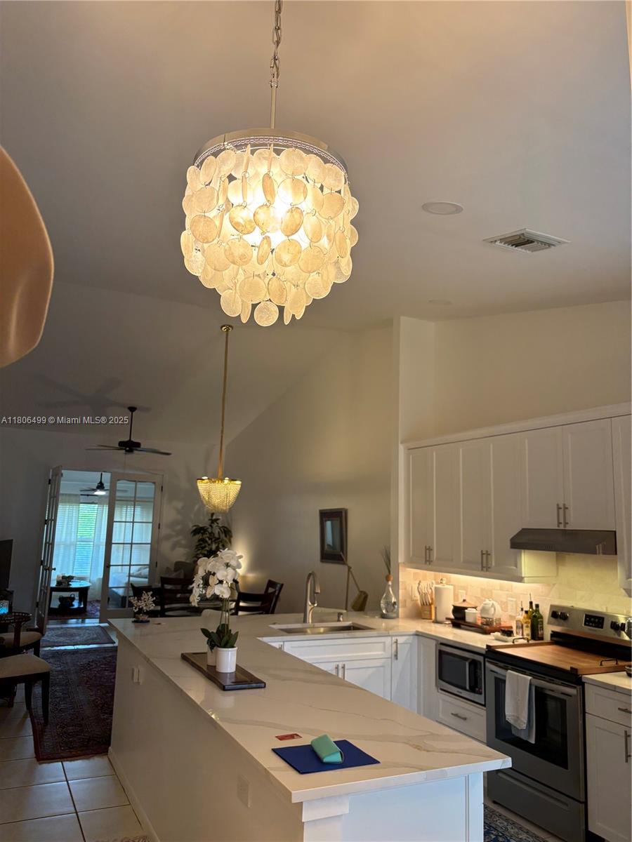 SOUTHPOINTE - фото