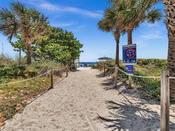 Mar Del Plata Condominium