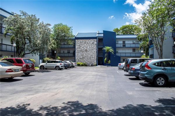 Holiday Springs Village