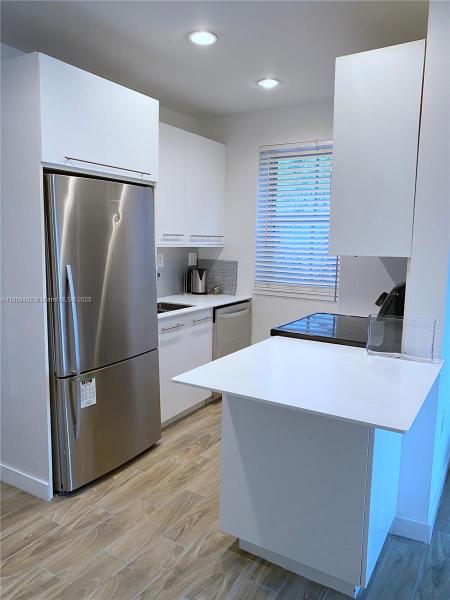 RESIDENCE 1611 CONDO