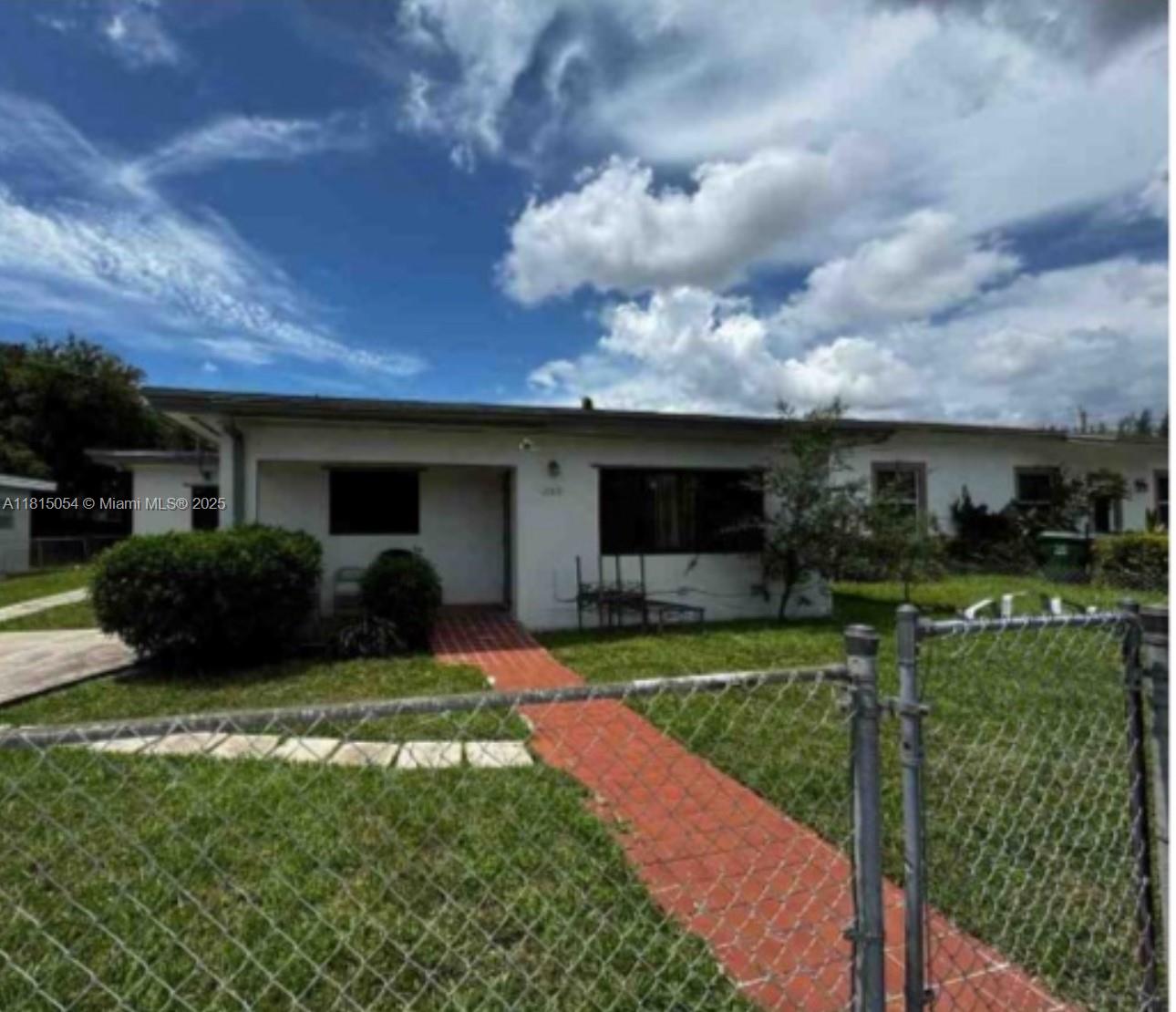 WEST HARLEM - фото