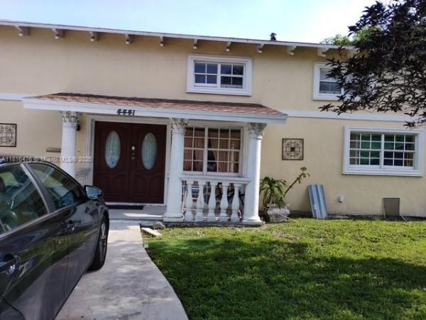 LAUDERDALE LAKES WEST GAT