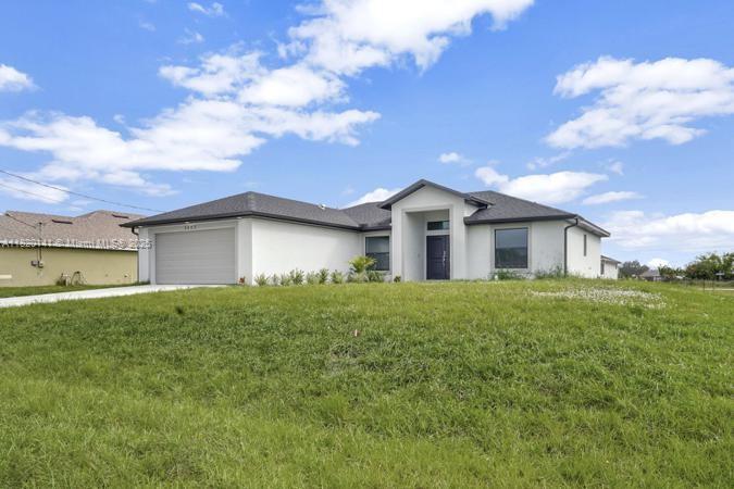 Single Family - фото