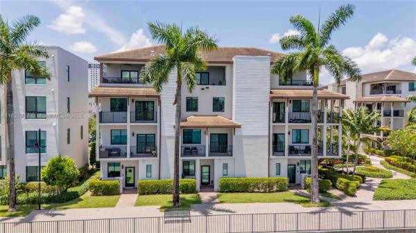 DOWNTOWN DORAL SOUTH PHAS